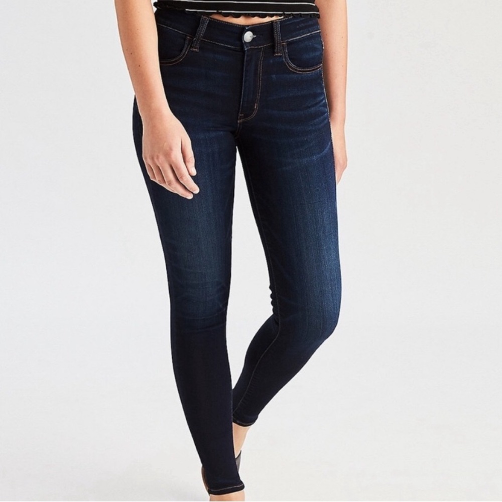 AMERICAN EAGLE 360 Stretch Mid-Rise Jegging